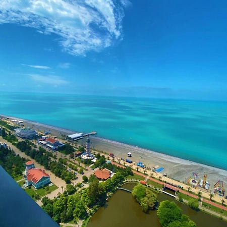 Elegance Sea View Aparthotel In Orbi City Batumi Bagian luar foto